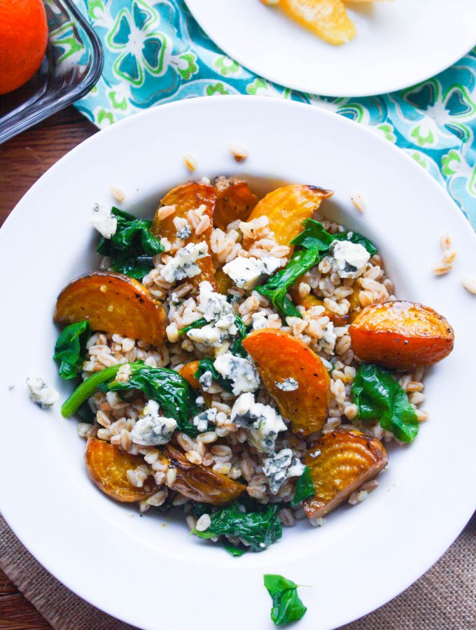 Roasted Farro & Beet Salad is a great winter salad you'll love. This salad is a winner thanks to its roasted beets and farro!