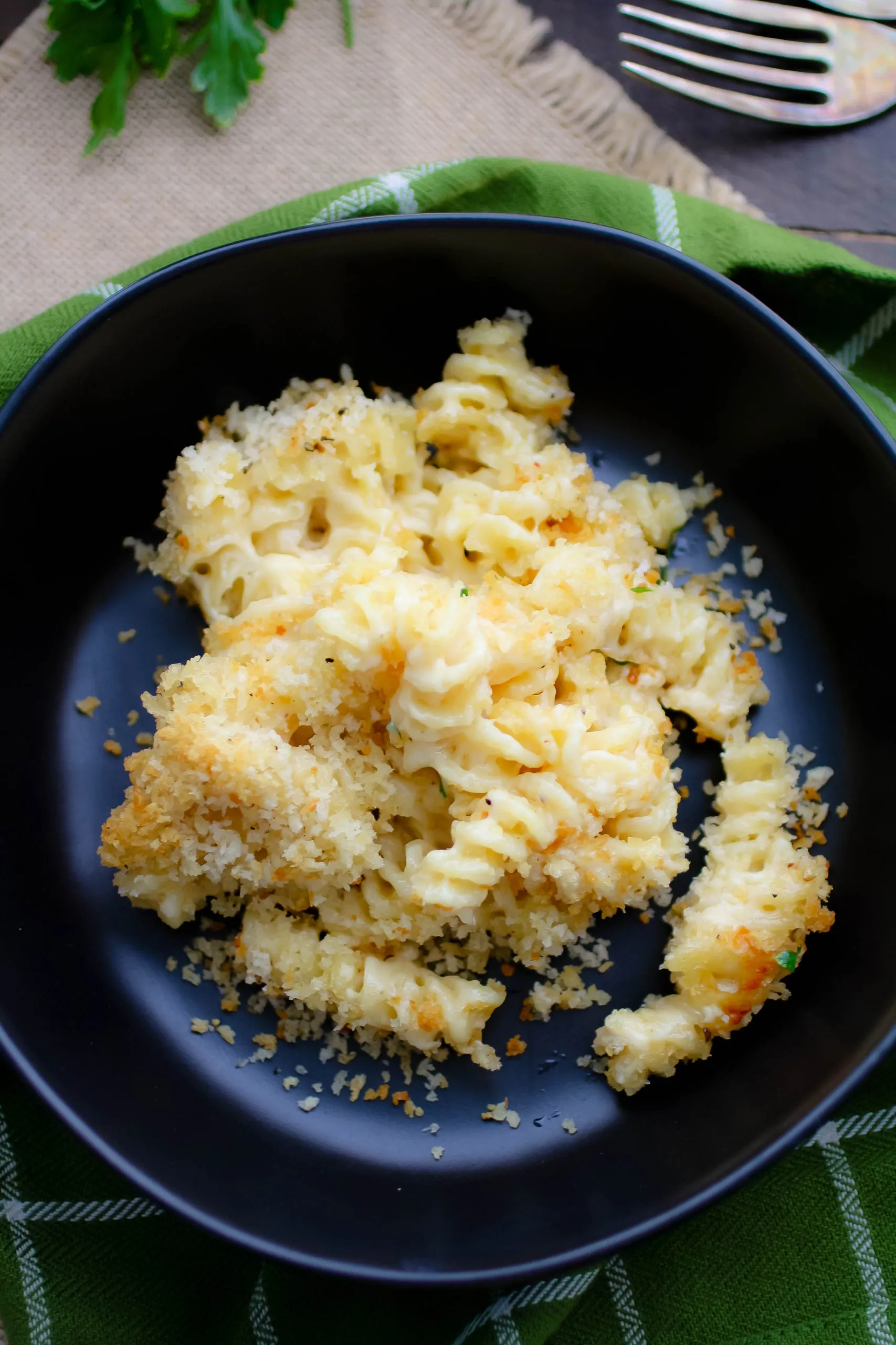 Dig into this creamy, cheesy, Baked Mac and Cheese dish as part of a wonderful meal!