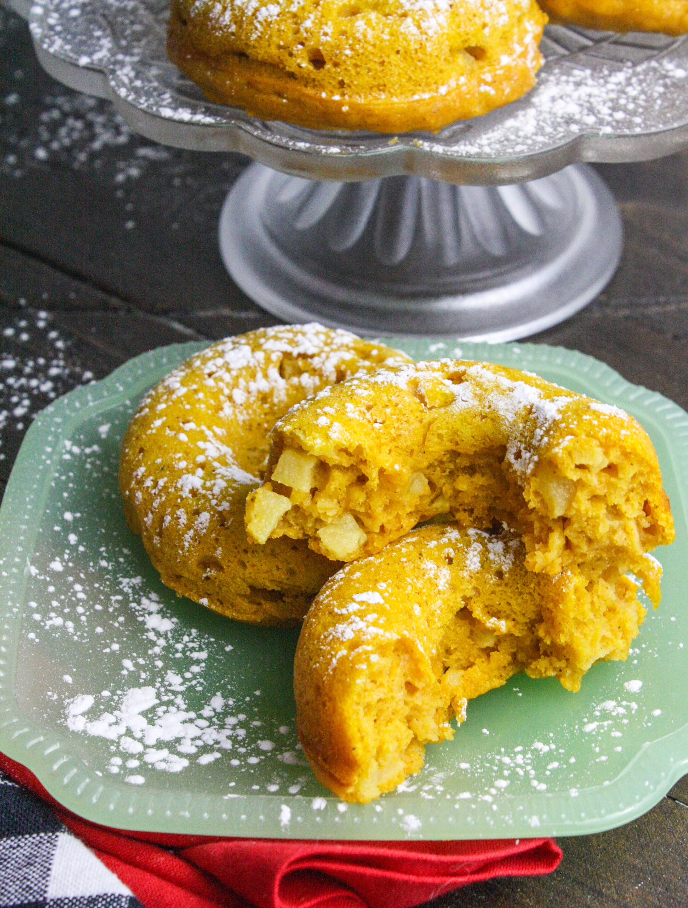 Baked Spiced Apple & Pumpkin Donuts are tasty and a wonderful, seasonal delight! Make these Baked Spiced Apple & Pumpkin Donuts today!