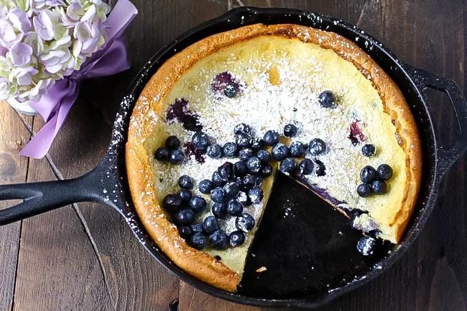 Blueberry Dutch Baby Pancake is perfect for a breakfast dish. Blueberry Dutch Baby Pancake makes a fun treat for a special breakfast or brunch.