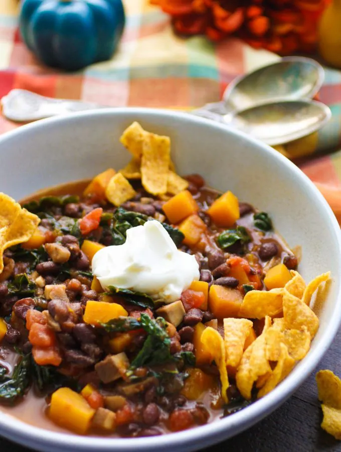Don't forget the sour cream and corn chips for this Butternut Squash and Black Bean Chili with Mushrooms & Kale! You'll love all the ingredients in Butternut Squash and Black Bean Chili with Mushrooms & Kale.