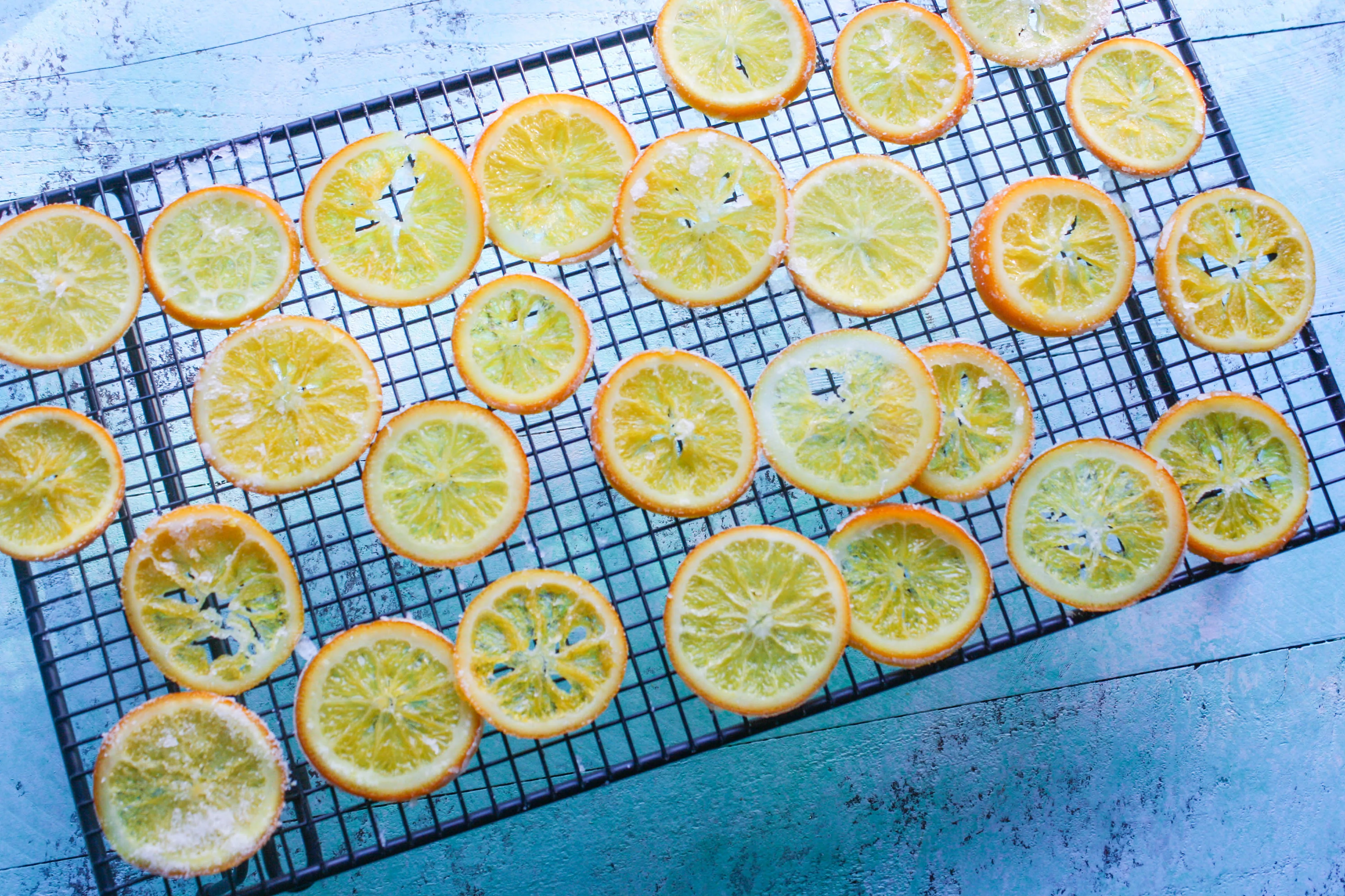 Candied Orange Slices are a bright and cheerful treat. You'll love these candied oranges, for sure!