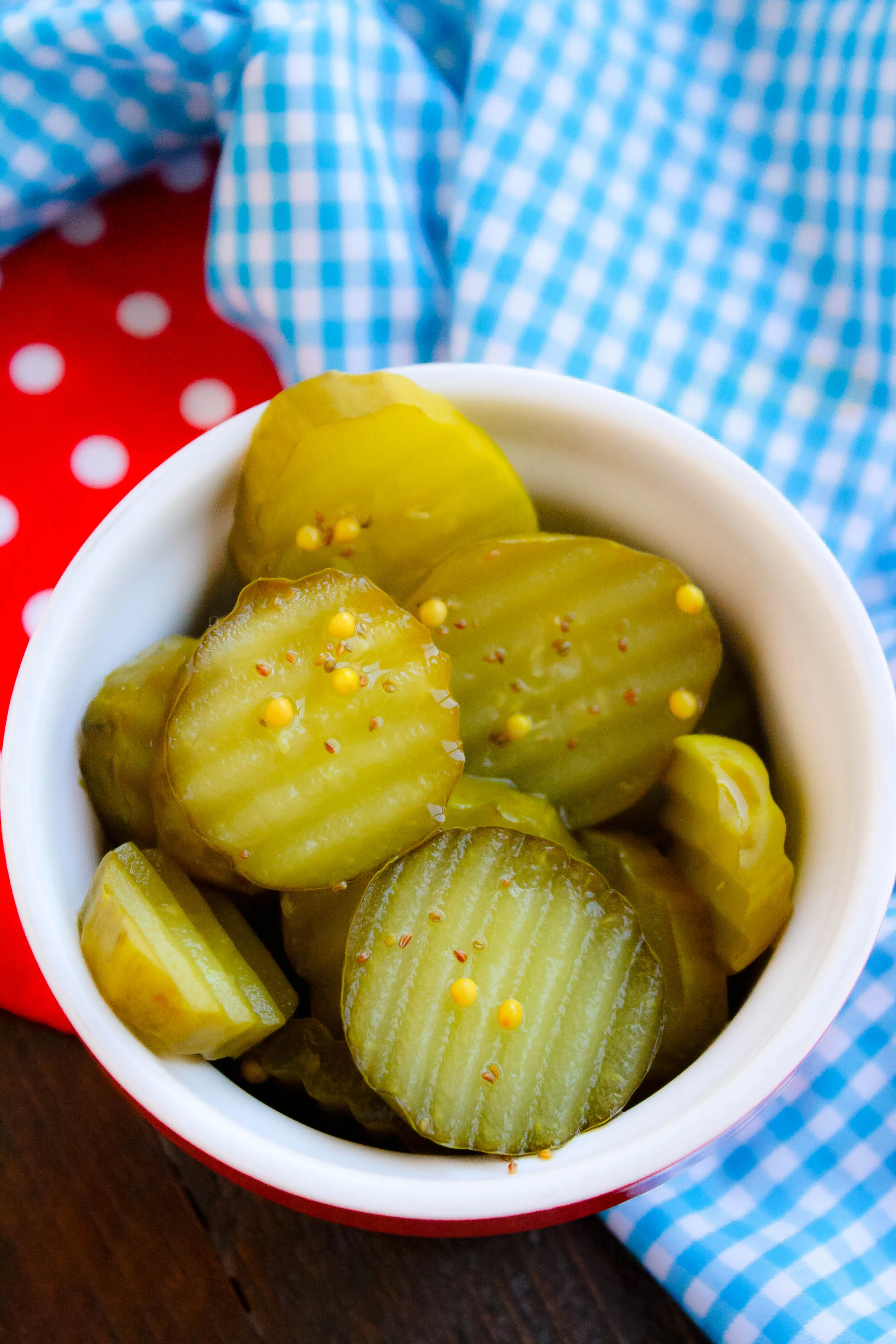 Chocolate Covered Pickles with Homemade Magic Shell make a fun treat for anytime. Chocolate Covered Pickles with Homemade Magic Shell are a fun treat for your next get together.