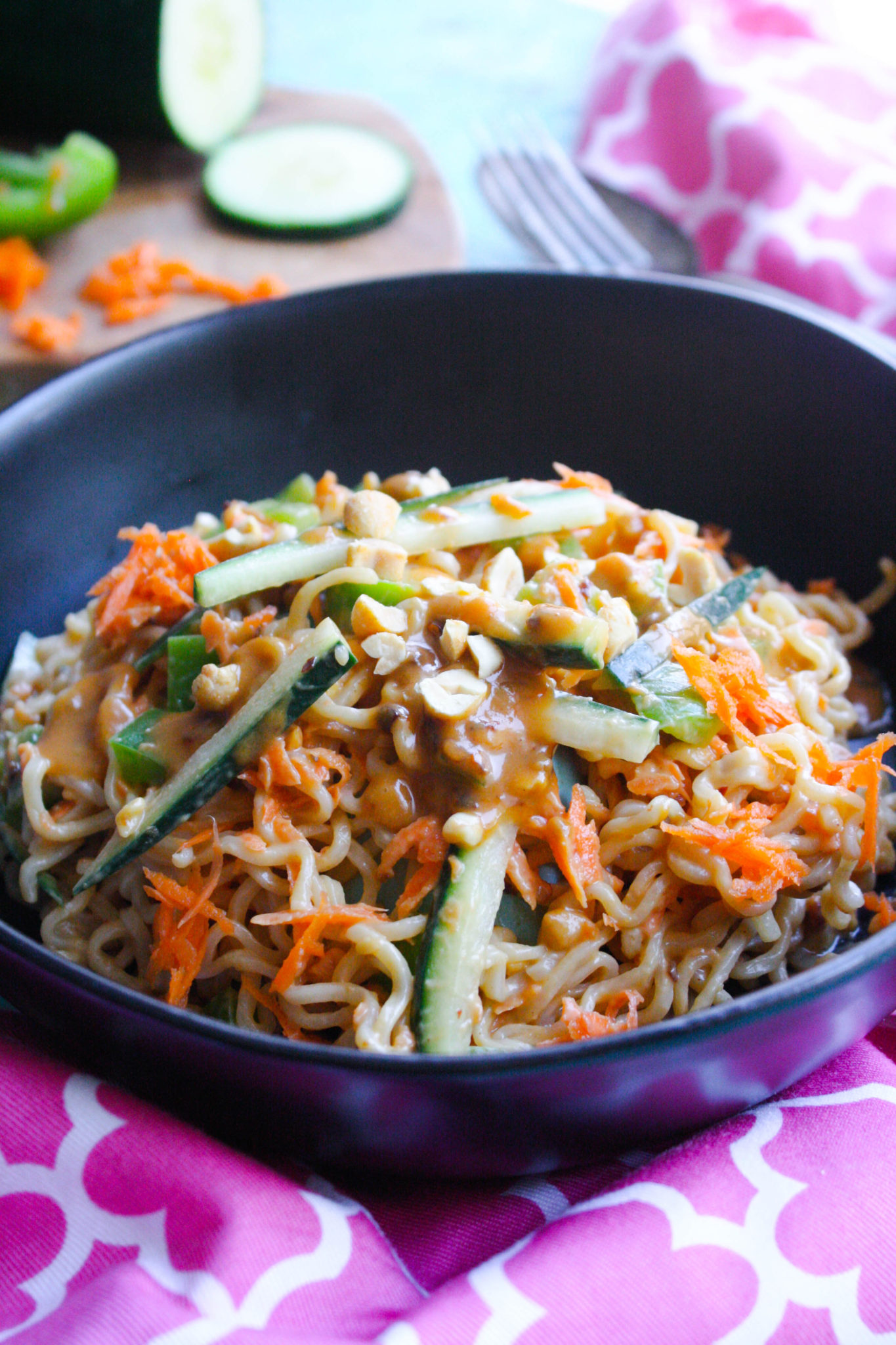Cold Ramen Noodles with Spicy Peanut Sauce