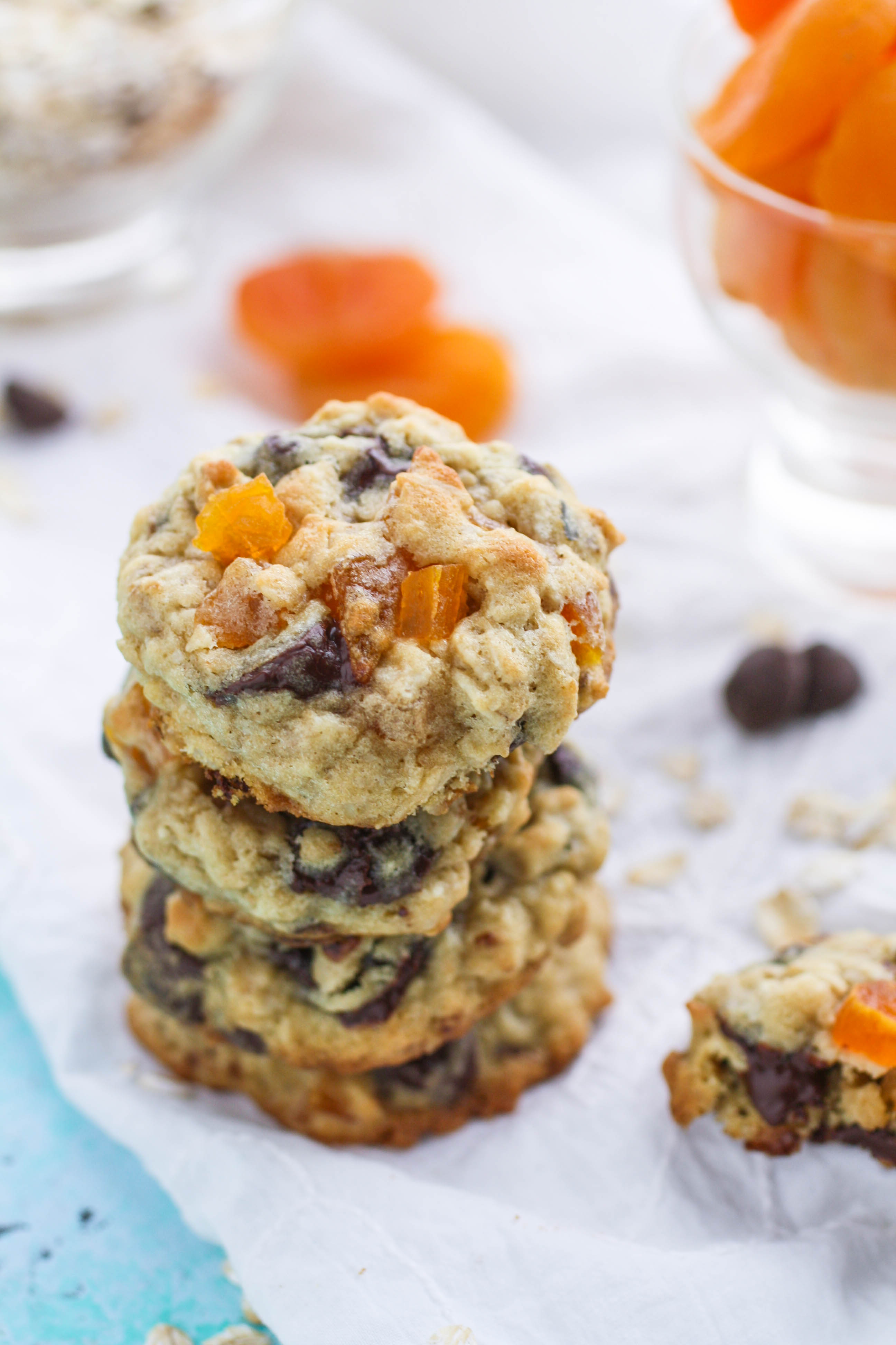 Dark Chocolate Apricot Oatmeal Cookies are stackable and delicious! You'll love these Dark Chocolate Apricot Oatmeal Cookies for any occasion!