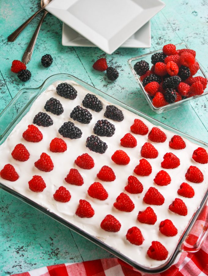 Easy Flag Themed Ice Cream Cake is a treat everyone will enjoy! Make the Easy Flag Themed Ice Cream Cake for your next celebration!