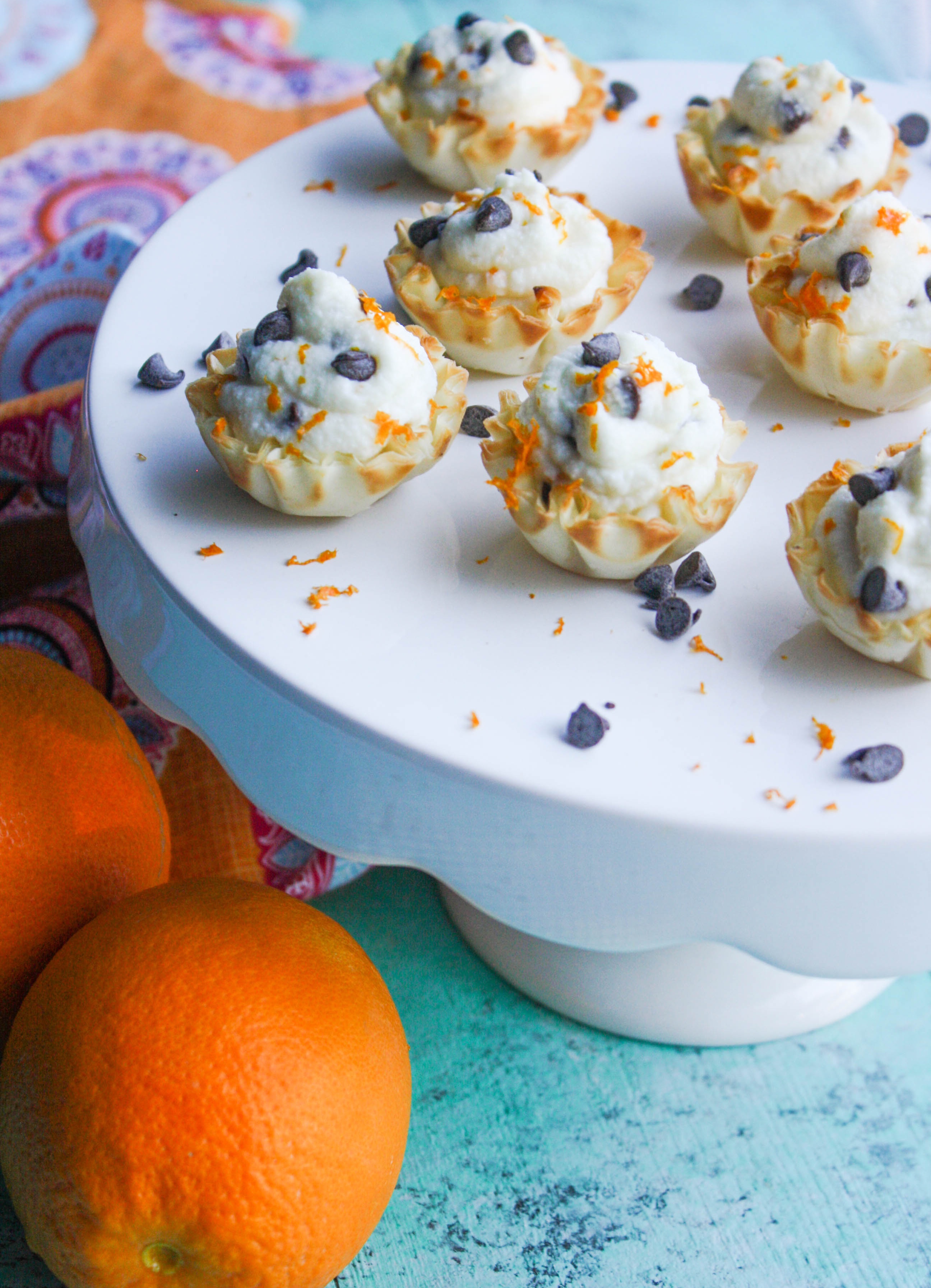 Easy Chocolate Chip-Orange Cannoli Cups are fun to serve for your next party! You'll love these easy-to-make cannoli cups!