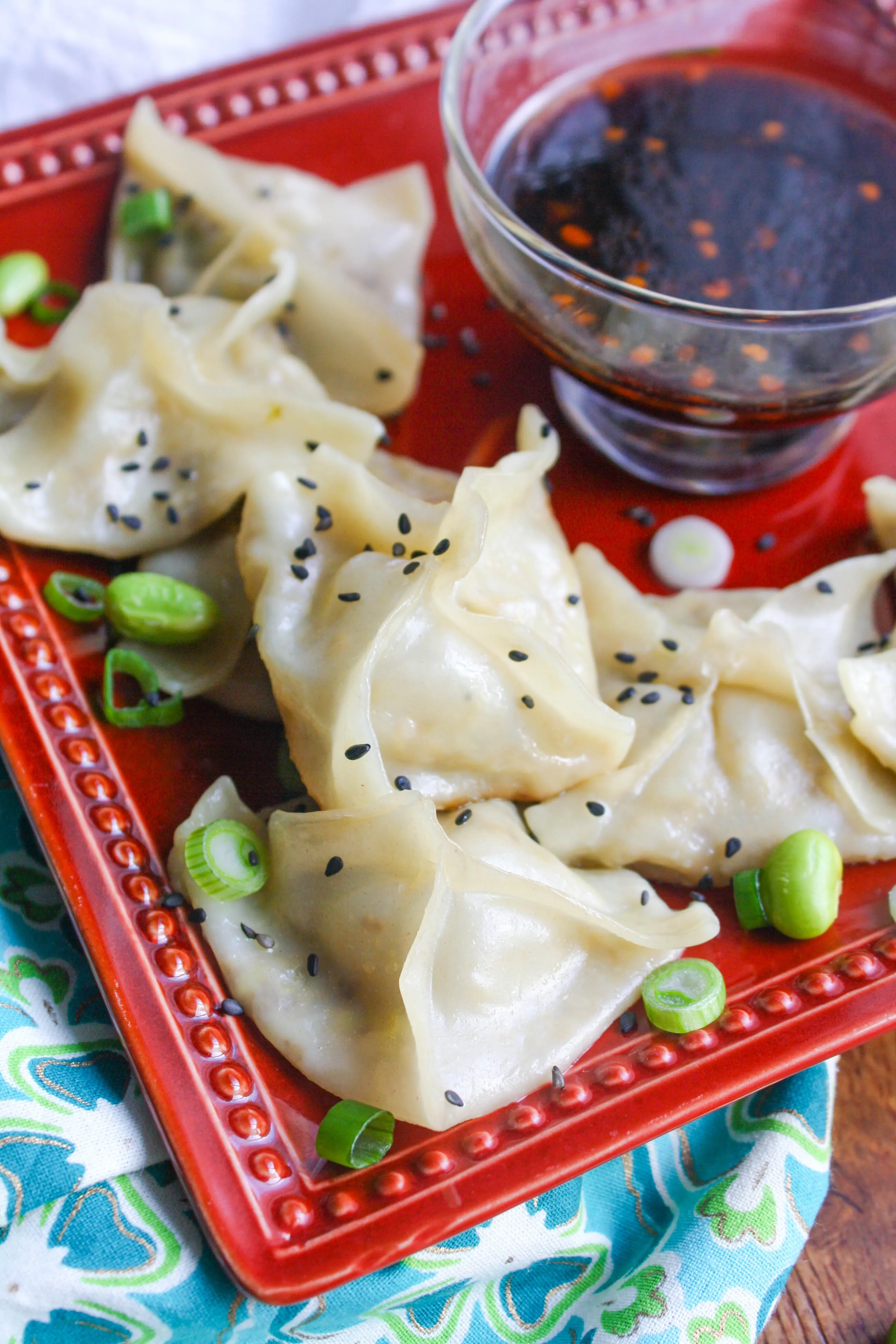 Edamame and Mushroom Potstickers with Dipping Sauce make a great appetizer or snack. These potstickers with dipping sauce are perfect to serve for any gathering.