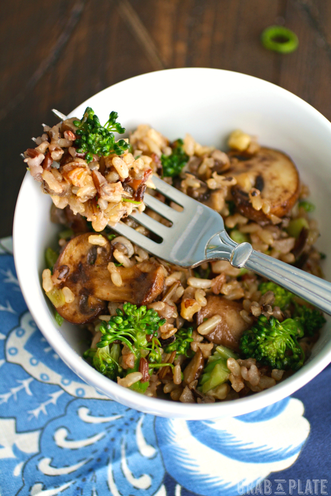 Dig in to a delicious side! Wild Rice, Mushroom & Broccoli Skillet Side is a delight!