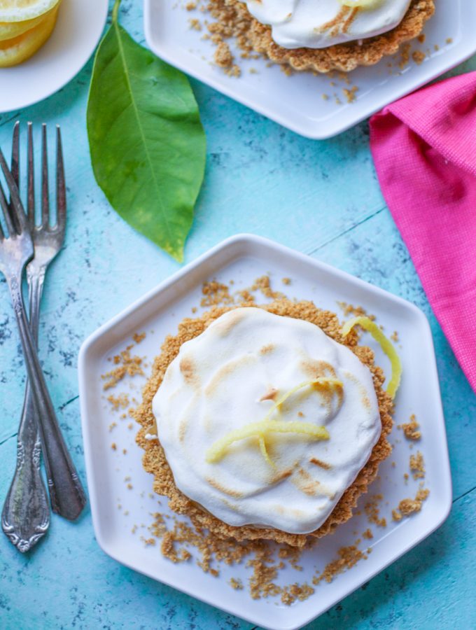 Lemon Meringue Tartlets are a bright and cheerful dessert! You'll love these Lemon Meringue Tartlets for a special treat.