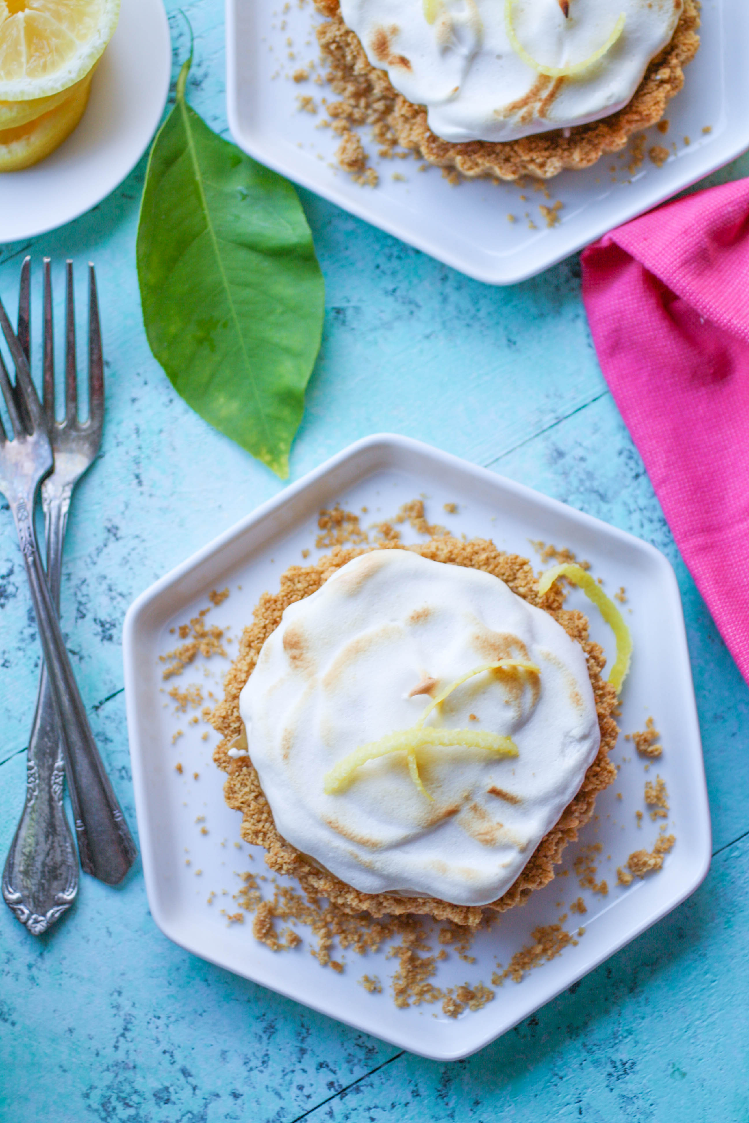 Lemon Meringue Tartlets are a bright and cheerful dessert! You'll love these Lemon Meringue Tartlets for a special treat.