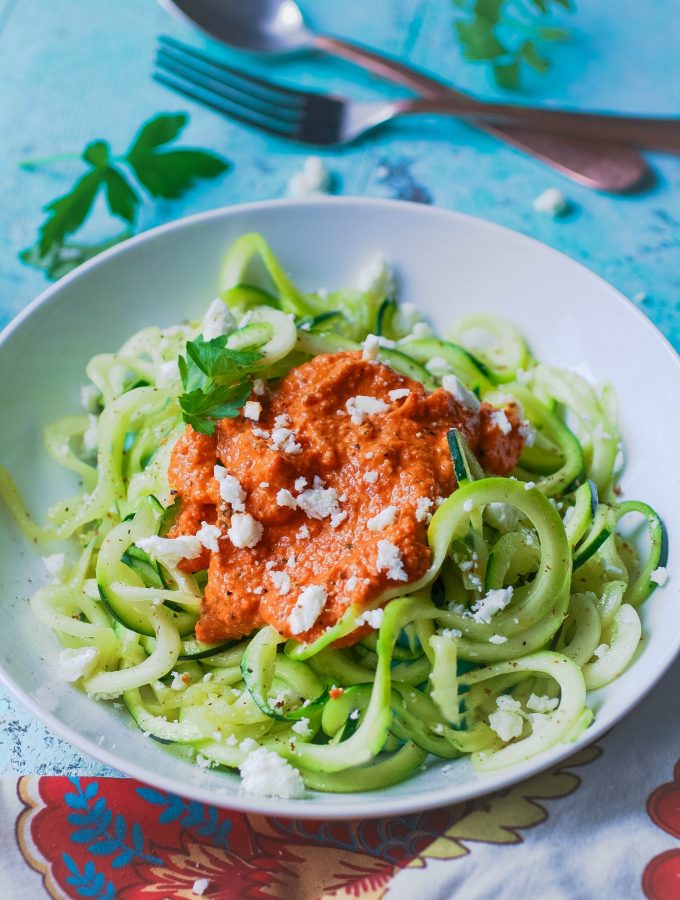 Low carb zoodles with Romesco sauce is a flavorful and easy-to-make dish! Low carb zoodles with Romesco sauce is so tasty!