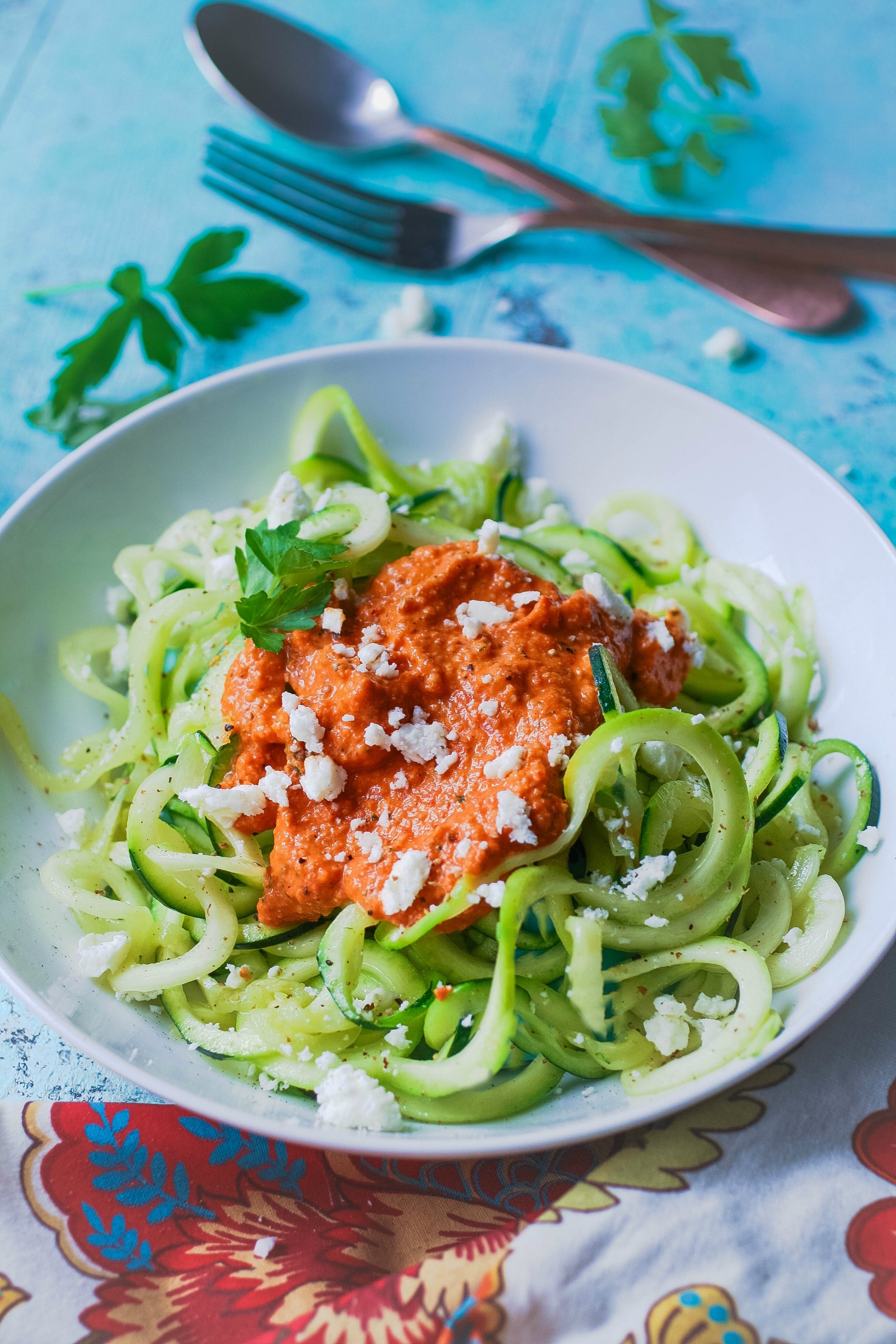 Low carb zoodles with Romesco sauce is a flavorful and easy-to-make dish! Low carb zoodles with Romesco sauce is so tasty!