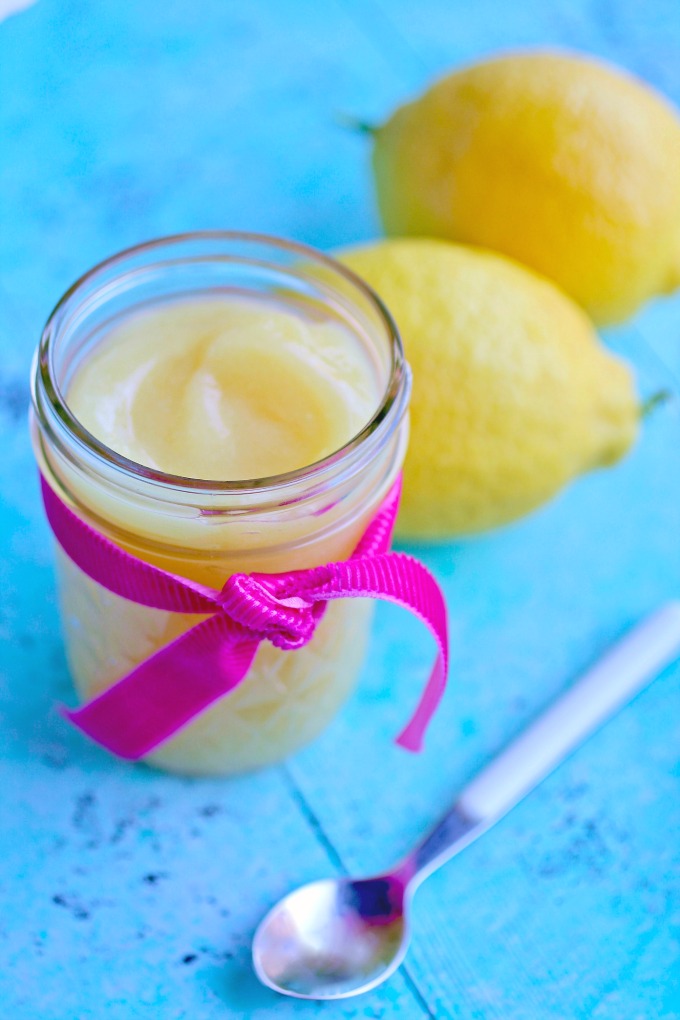 What's better than creamy lemon curd? Pair it with something for a true treat: Mini Sugar Cookie Cups with Lemon Curd.