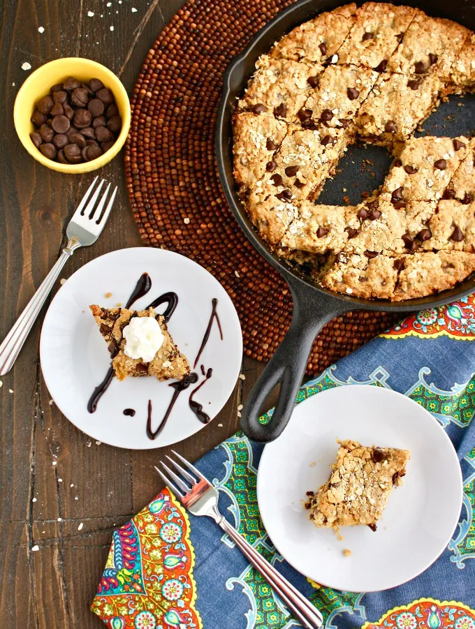 Mini Oatmeal Chocolate Chunk Skillet Cookies