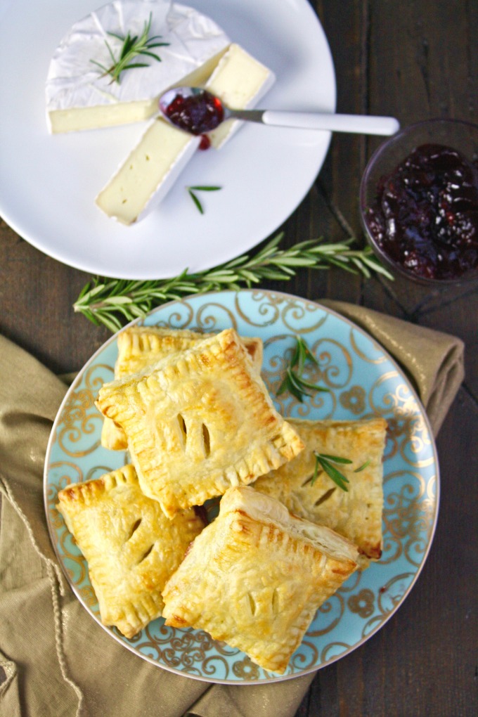 Who wouldn't love a plate of these delicious appetizers? Easy Brie and Cherry Puff Pastry Squares are easy to make and they're delicious!