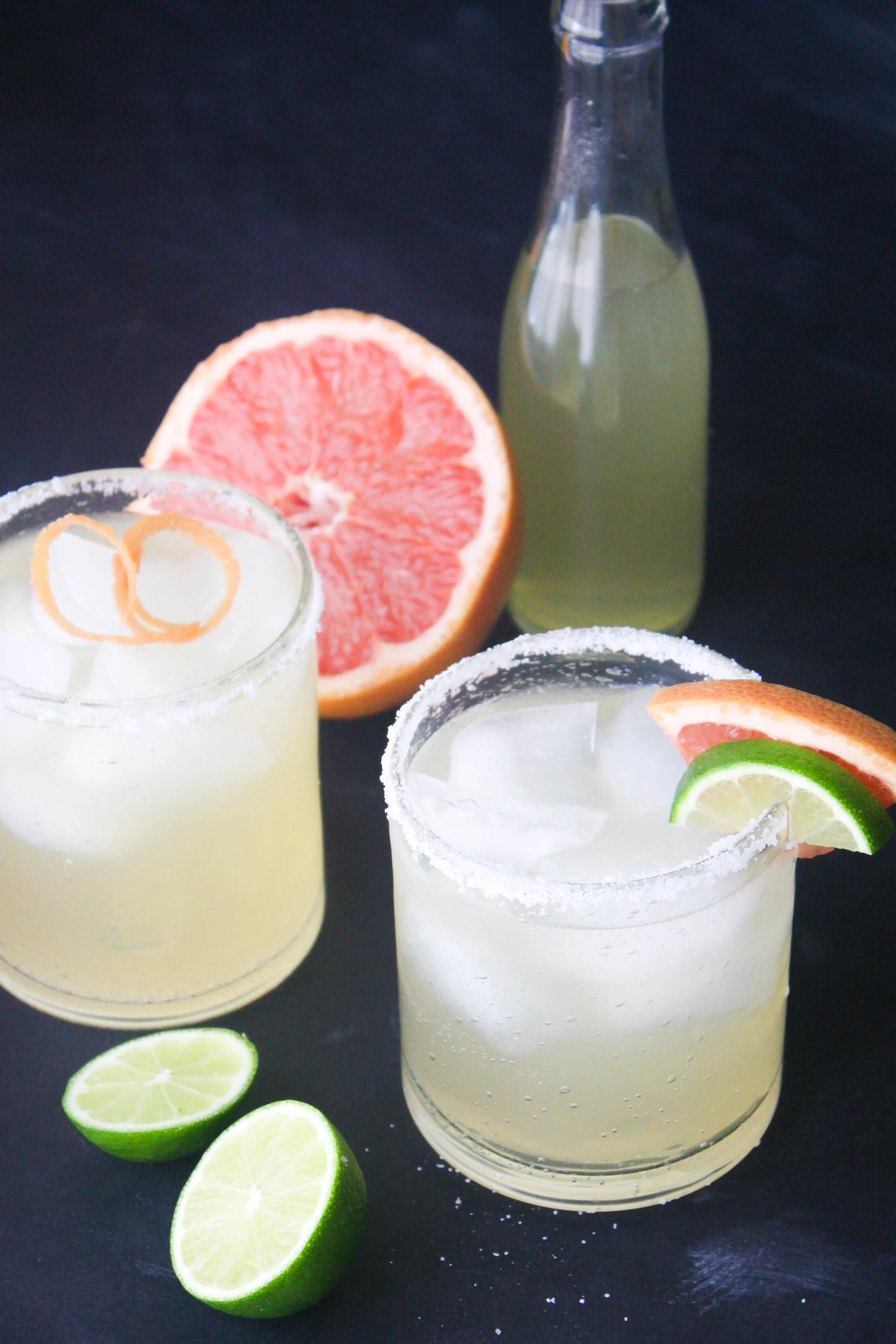 Paloma Cocktails are tasty drinks for the season! Paloma Cocktails make fun warm weather drinks!