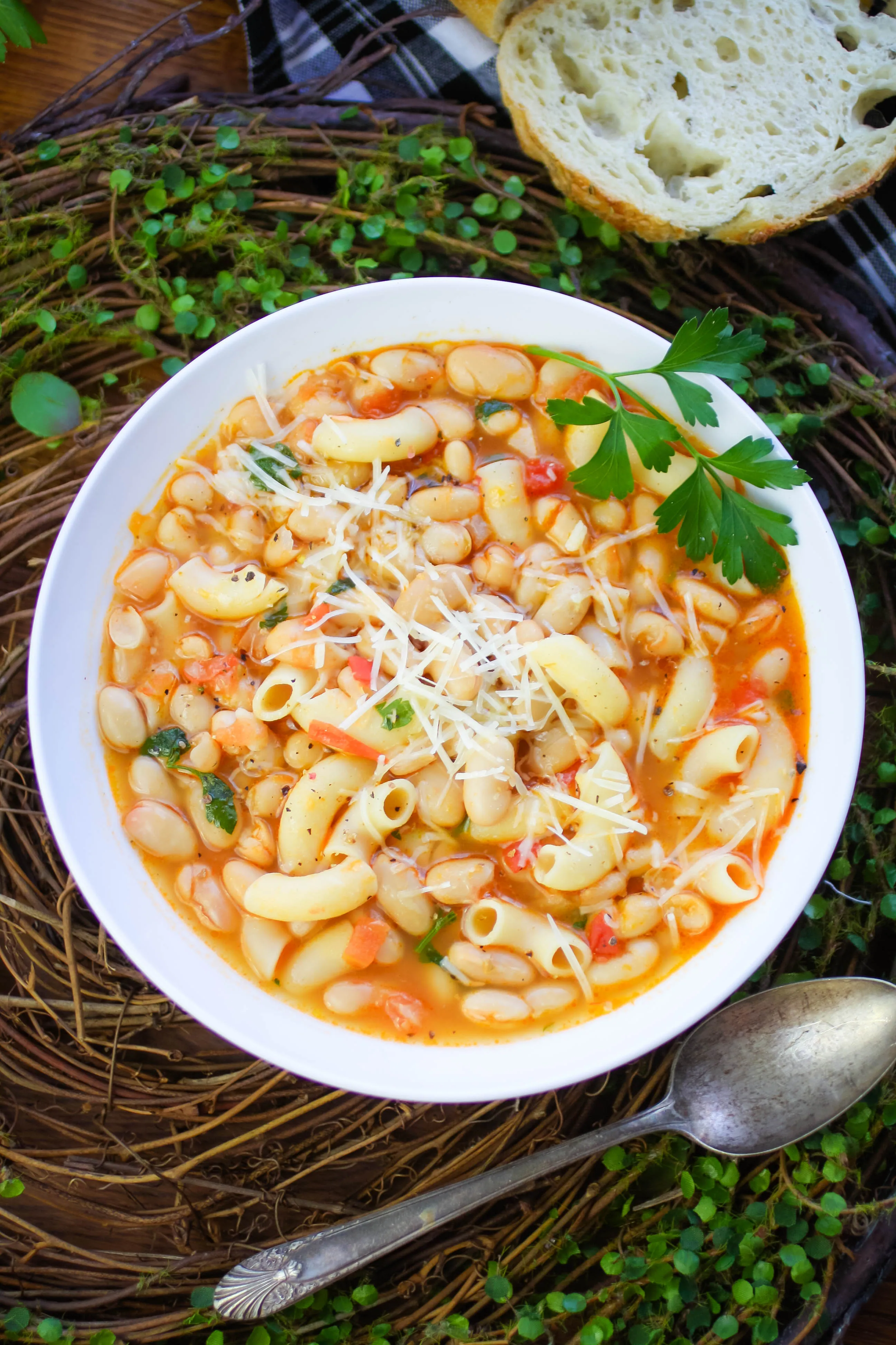 Pasta e Fagioli (Pasta and Beans) is a delicious Italian dish. You'll love how easy it is to make Pasta e Fagioli (Pasta and Beans).