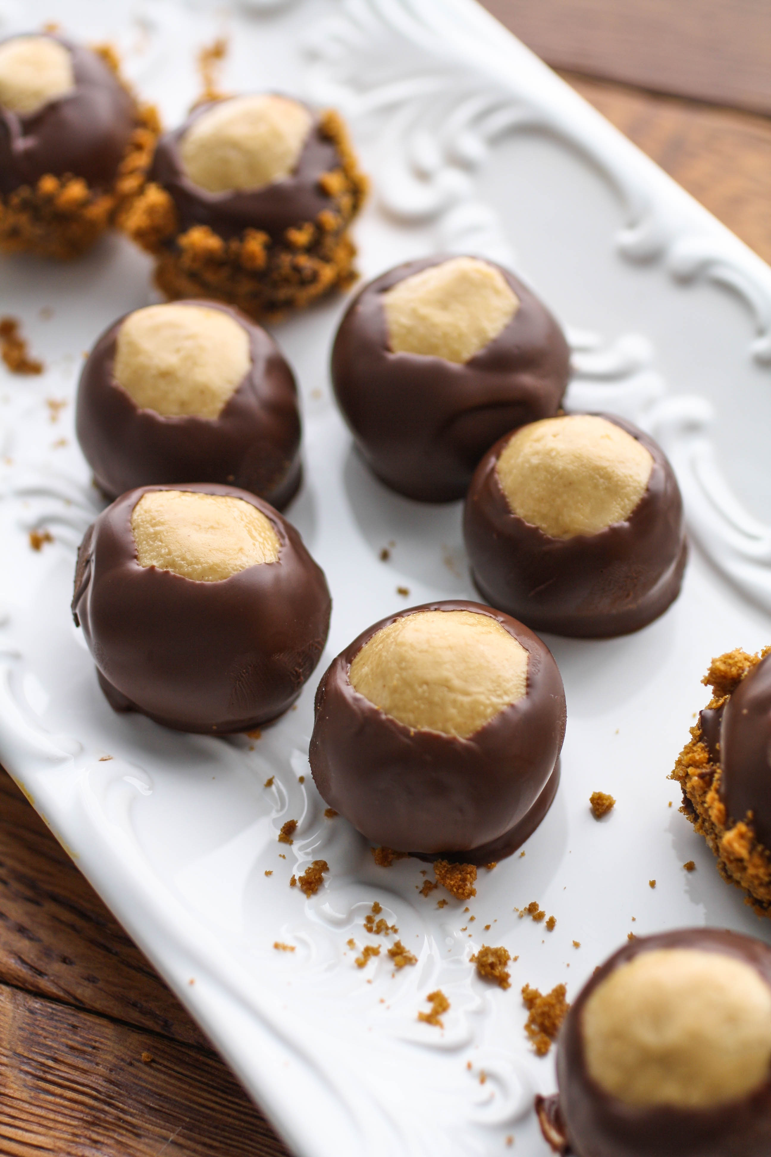 Peanut Butter Buckeyes Candy is a fun treat anytime of year. These homemade buckeyes candy are super tasty!