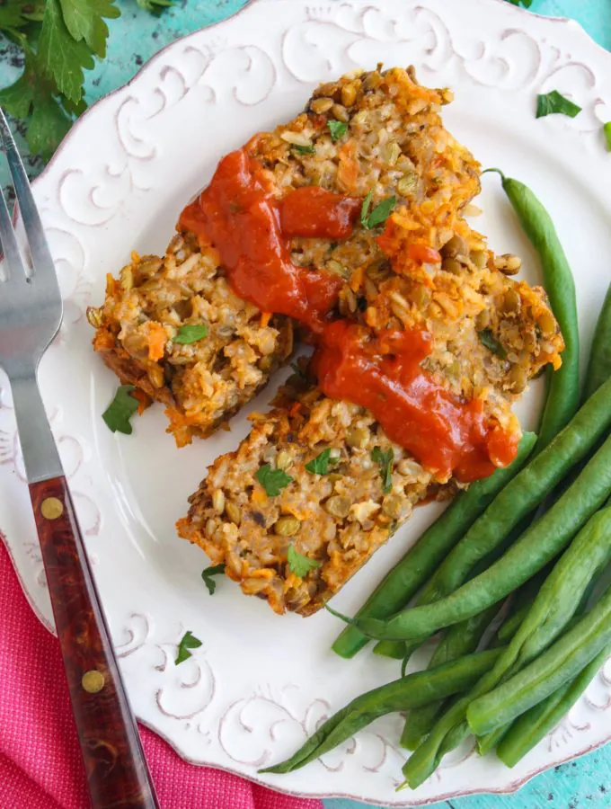 Rice and Lentil Loaf is a wonderful meatless dish everyone will love. A classic comfort dish with a twist!