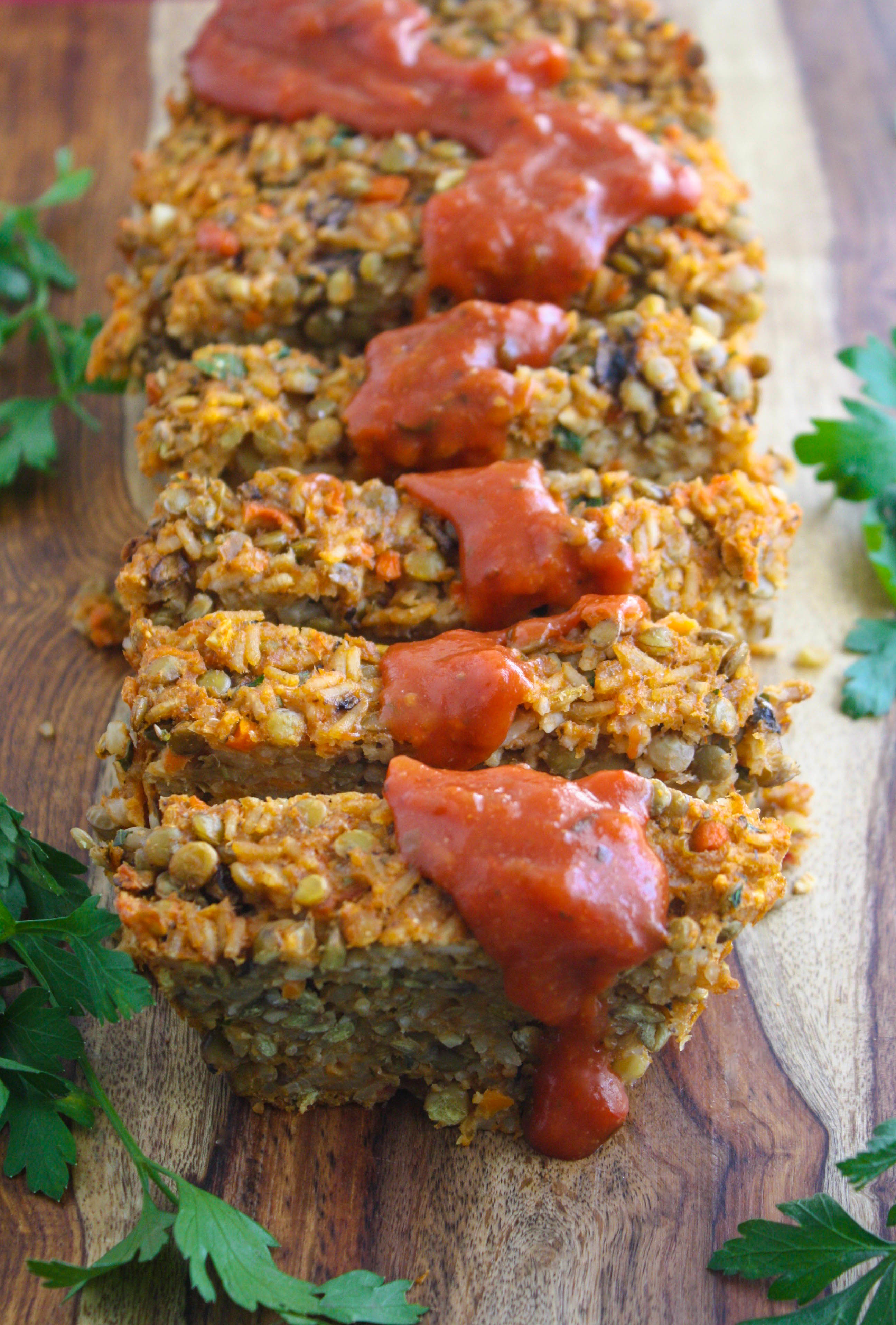 Rice and Lentil Loaf is the perfect dish to serve on Meatless Monday. This is a classic dish everyone will enjoy for dinner.