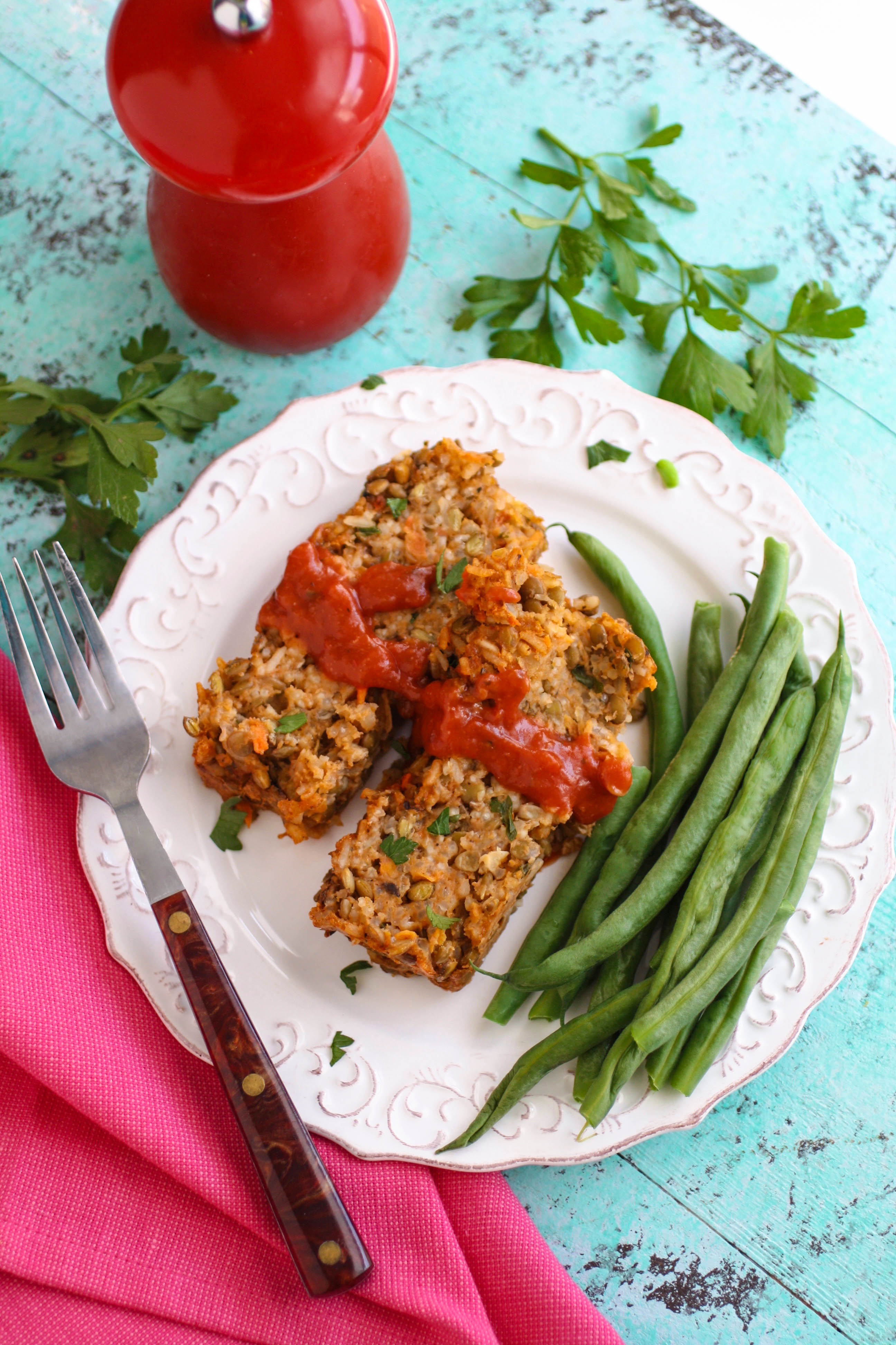 Rice and Lentil Loaf is a wonderful meatless dish everyone will love. This is comfort food that tastes amazing.