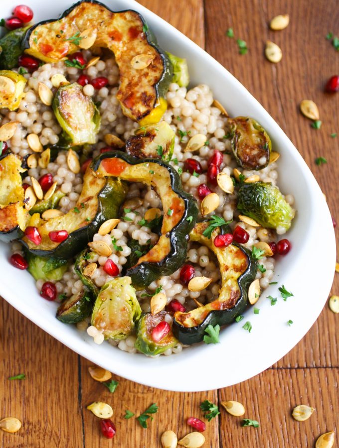 Roasted Fall Vegetable and Couscous Salad with Pomegranate Vinaigrette is a fabulous fall side dish. Serve this side dish all fall season!