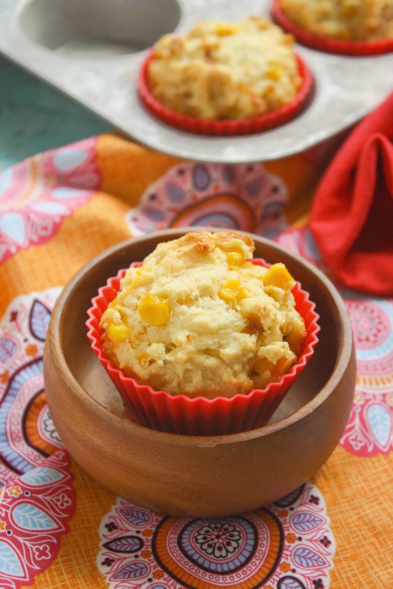 Roasted Green Chile Cornbread Muffins