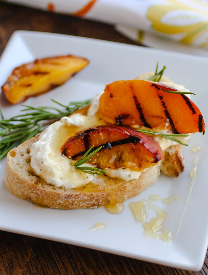 Rosemary Whipped Feta with Grilled Peaches and Honey make a fabulous appetizer. You'll love its cheesy goodness!