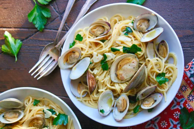 Enjoy Spaghetti alle Vongole (Spaghetti with Clams) as an easy-to-make meal for a special occasion