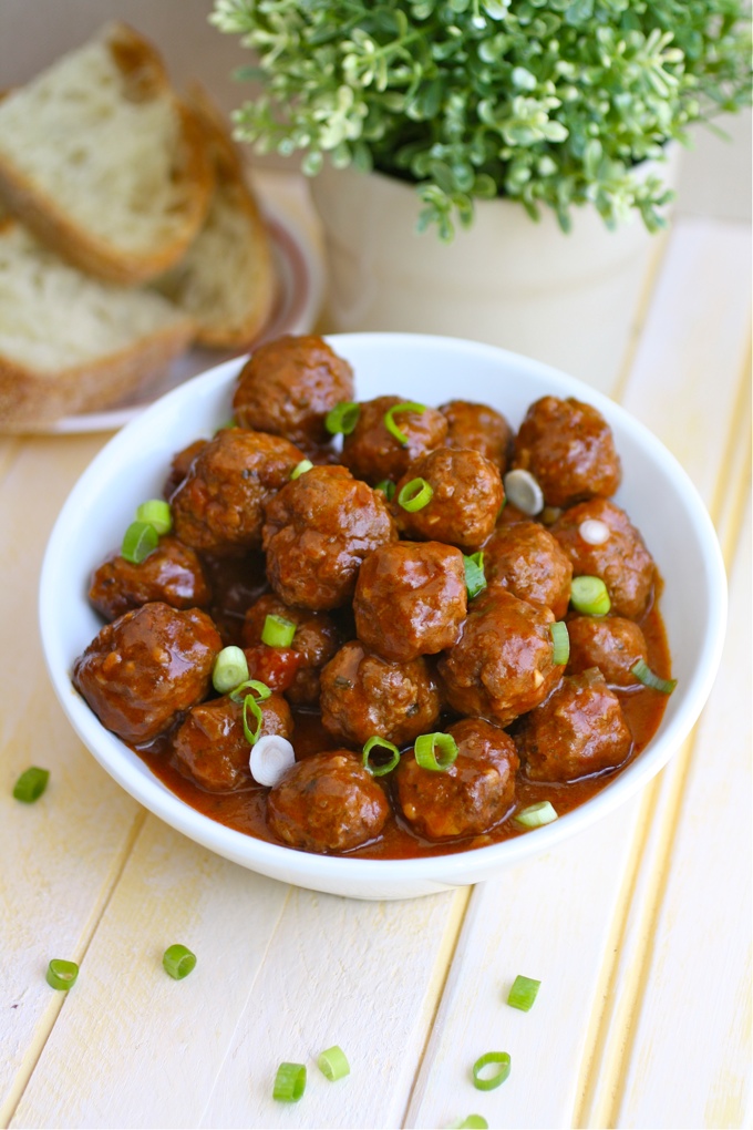 Spanish-Style Meatballs are the tastiest small bites! Perfect for any party!