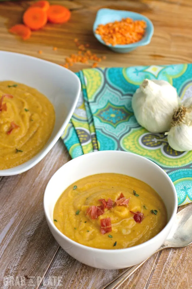 Roasted Garlic and Red Lentil Soup: A tasty, gluten-free and vegan soup